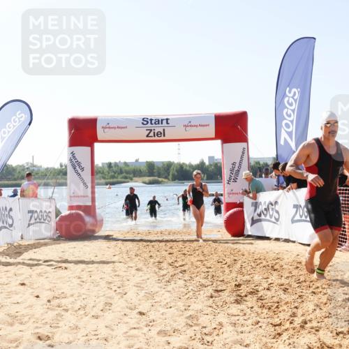01.09.2024 - 17. Tribühne Triathlon Luisa Fischer http://msf.ph/oto/6898446 01.09.2024 11:44:23 Schwimmen 594, 621, 631, 648, 671, 678, 692, 706, 709 meine-sportfotos.de