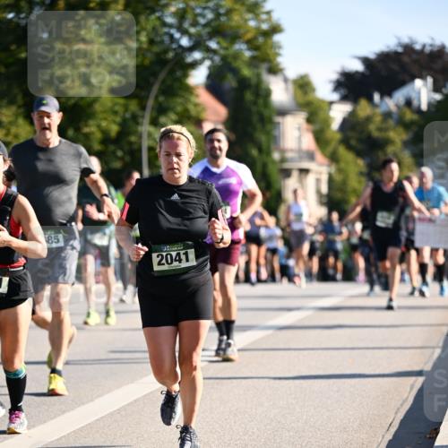 01.09.2024 - BARMER Alsterlauf Dr. Thomas Lammeyer http://msf.ph/oto/6898453 01.09.2024 09:36:34 Laufen 85, 2041 meine-sportfotos.de