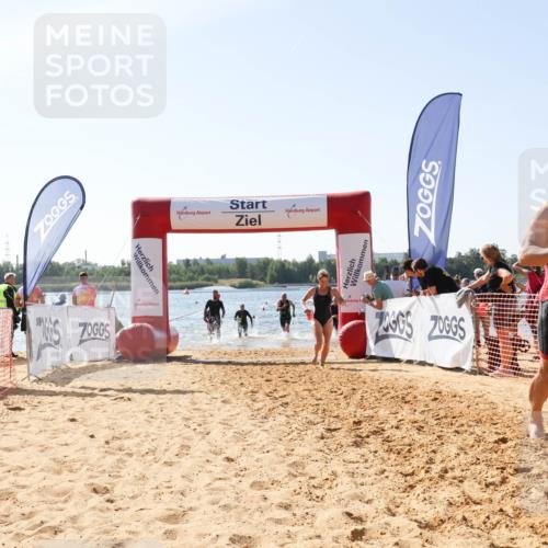 01.09.2024 - 17. Tribühne Triathlon Luisa Fischer http://msf.ph/oto/6898454 01.09.2024 11:44:23 Schwimmen 594, 621, 631, 648, 671, 678, 692, 706, 709 meine-sportfotos.de
