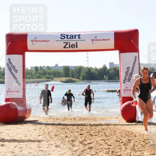 01.09.2024 - 17. Tribühne Triathlon Luisa Fischer http://msf.ph/oto/6898459 01.09.2024 11:44:24 Schwimmen 594, 631, 648, 671, 678, 692, 706, 709 meine-sportfotos.de