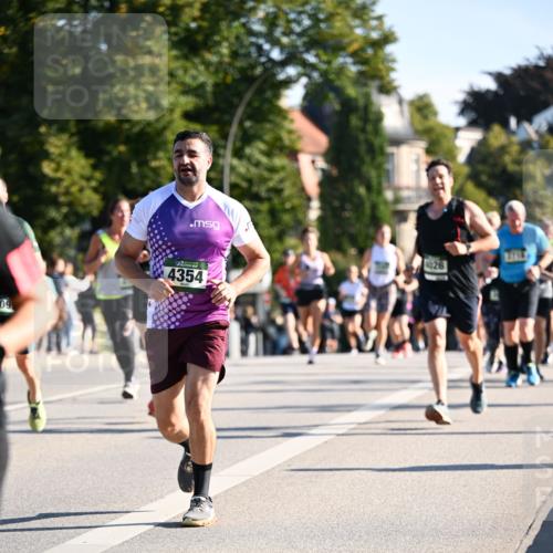 01.09.2024 - BARMER Alsterlauf Dr. Thomas Lammeyer http://msf.ph/oto/6898479 01.09.2024 09:36:36 Laufen 60, 4354 meine-sportfotos.de