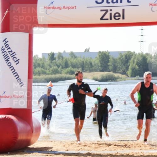 01.09.2024 - 17. Tribühne Triathlon Luisa Fischer http://msf.ph/oto/6898482 01.09.2024 11:44:26 Schwimmen 594, 631, 648, 671, 678, 692, 704, 706 meine-sportfotos.de