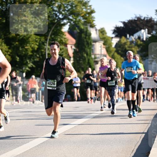 01.09.2024 - BARMER Alsterlauf Dr. Thomas Lammeyer http://msf.ph/oto/6898525 01.09.2024 09:36:37 Laufen 4026, 4026, 3999, 2718 meine-sportfotos.de