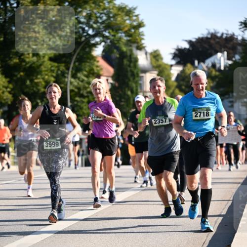 01.09.2024 - BARMER Alsterlauf Dr. Thomas Lammeyer http://msf.ph/oto/6898562 01.09.2024 09:36:40 Laufen 3999, 235, 2718, 2357 meine-sportfotos.de