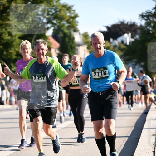 01.09.2024 - BARMER Alsterlauf Dr. Thomas Lammeyer http://msf.ph/oto/6898624 01.09.2024 09:36:42 Laufen 2357, 2718 meine-sportfotos.de