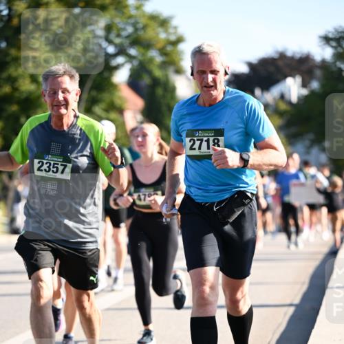 01.09.2024 - BARMER Alsterlauf Dr. Thomas Lammeyer http://msf.ph/oto/6898641 01.09.2024 09:36:42 Laufen 2357, 5, 2718 meine-sportfotos.de