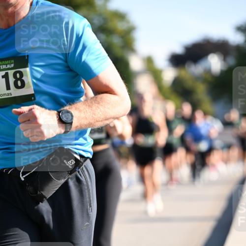 01.09.2024 - BARMER Alsterlauf Dr. Thomas Lammeyer http://msf.ph/oto/6898717 01.09.2024 09:36:44 Laufen 18 meine-sportfotos.de