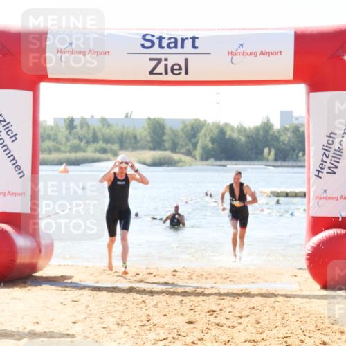 01.09.2024 - 17. Tribühne Triathlon Luisa Fischer http://msf.ph/oto/6898725 01.09.2024 11:45:05 Schwimmen 589, 673, 680 meine-sportfotos.de