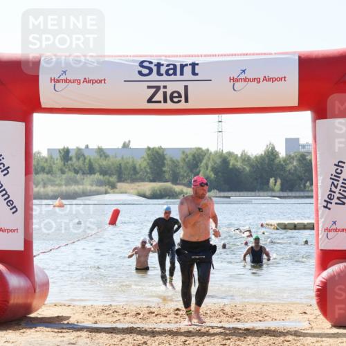 01.09.2024 - 17. Tribühne Triathlon Luisa Fischer http://msf.ph/oto/6898764 01.09.2024 11:45:17 Schwimmen 589, 593, 608, 710 meine-sportfotos.de