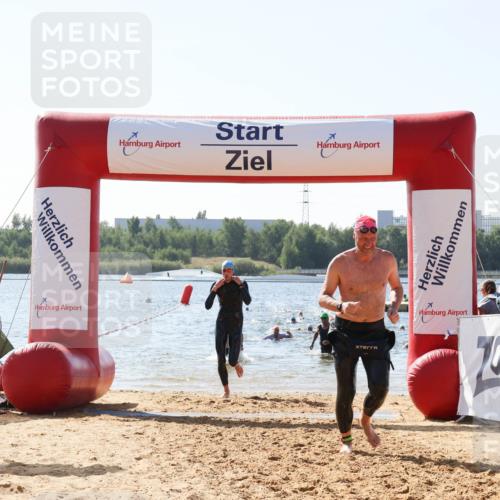 01.09.2024 - 17. Tribühne Triathlon Luisa Fischer http://msf.ph/oto/6898780 01.09.2024 11:45:20 Schwimmen 593, 608, 632, 710 meine-sportfotos.de
