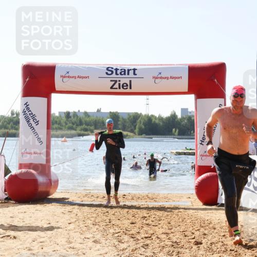 01.09.2024 - 17. Tribühne Triathlon Luisa Fischer http://msf.ph/oto/6898792 01.09.2024 11:45:21 Schwimmen 593, 608, 632, 710 meine-sportfotos.de