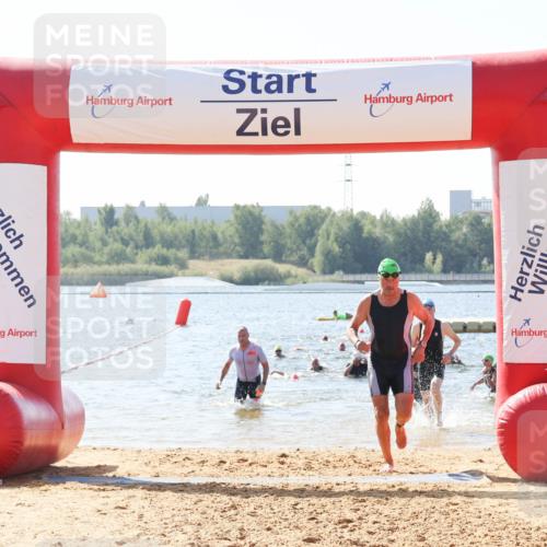 01.09.2024 - 17. Tribühne Triathlon Luisa Fischer http://msf.ph/oto/6898851 01.09.2024 11:45:28 Schwimmen 601, 608, 622, 632, 670, 679, 710 meine-sportfotos.de