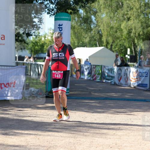 01.09.2024 - 17. Tribühne Triathlon Michael Strokosch http://msf.ph/oto/6898867 01.09.2024 10:46:54 Ziel 143 meine-sportfotos.de
