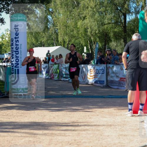 01.09.2024 - 17. Tribühne Triathlon Michael Strokosch http://msf.ph/oto/6899073 01.09.2024 10:49:10 Ziel 140, 156 meine-sportfotos.de