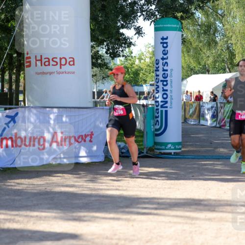 01.09.2024 - 17. Tribühne Triathlon Michael Strokosch http://msf.ph/oto/6899088 01.09.2024 10:49:11 Ziel 140, 156 meine-sportfotos.de