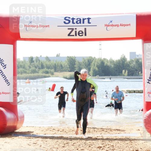 01.09.2024 - 17. Tribühne Triathlon Luisa Fischer http://msf.ph/oto/6899142 01.09.2024 11:46:06 Schwimmen 595, 600, 616, 645, 685, 690, 691 meine-sportfotos.de