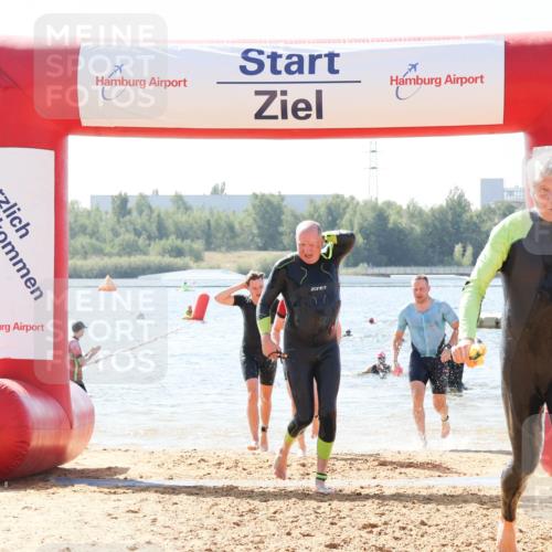 01.09.2024 - 17. Tribühne Triathlon Luisa Fischer http://msf.ph/oto/6899175 01.09.2024 11:46:09 Schwimmen 595, 616, 645, 664, 685, 690, 691 meine-sportfotos.de