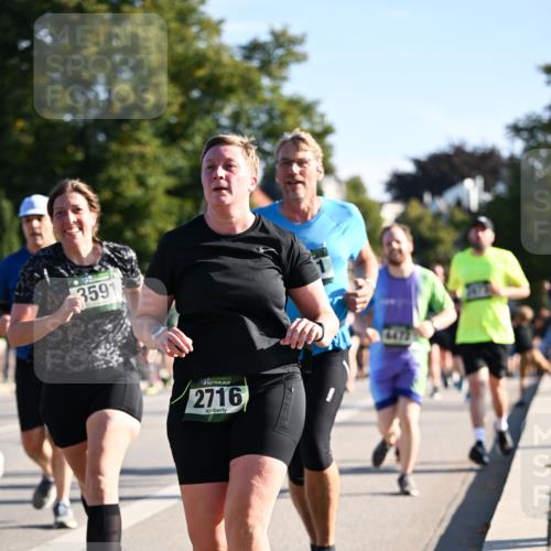01.09.2024 - BARMER Alsterlauf Dr. Thomas Lammeyer http://msf.ph/oto/6899193 01.09.2024 09:37:02 Laufen 3591, 2716 meine-sportfotos.de