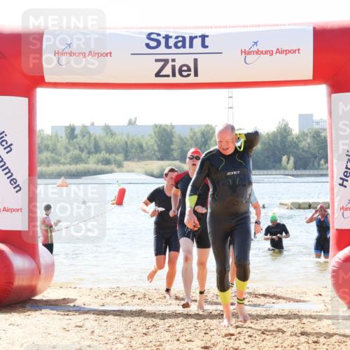 01.09.2024 - 17. Tribühne Triathlon Luisa Fischer http://msf.ph/oto/6899194 01.09.2024 11:46:10 Schwimmen 595, 616, 645, 664, 685, 690, 691 meine-sportfotos.de