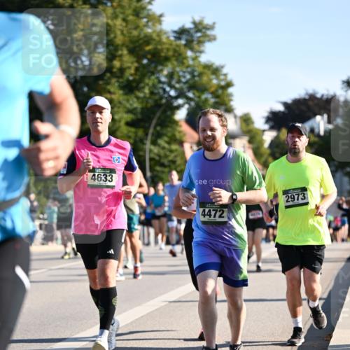 01.09.2024 - BARMER Alsterlauf Dr. Thomas Lammeyer http://msf.ph/oto/6899234 01.09.2024 09:37:04 Laufen 4633, 2973, 4472 meine-sportfotos.de