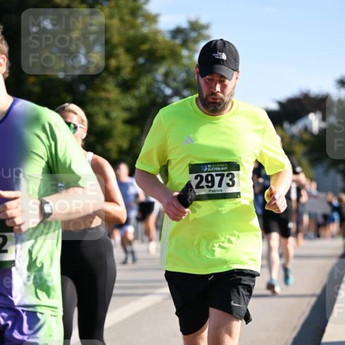 01.09.2024 - BARMER Alsterlauf Dr. Thomas Lammeyer http://msf.ph/oto/6899297 01.09.2024 09:37:06 Laufen 35, 2973, 2 meine-sportfotos.de