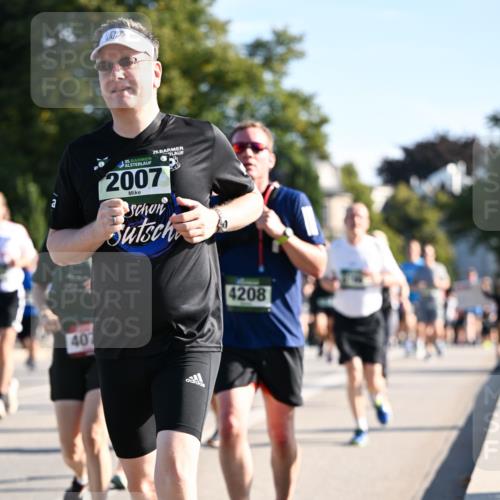 01.09.2024 - BARMER Alsterlauf Dr. Thomas Lammeyer http://msf.ph/oto/6899410 01.09.2024 09:37:09 Laufen 407, 29, 2007, 4208 meine-sportfotos.de