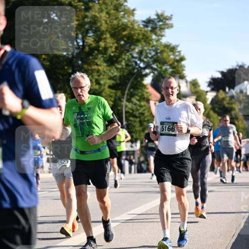 01.09.2024 - BARMER Alsterlauf Dr. Thomas Lammeyer http://msf.ph/oto/6899438 01.09.2024 09:37:10 Laufen 3523, 5166 meine-sportfotos.de