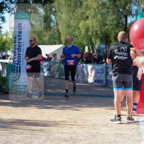 01.09.2024 - 17. Tribühne Triathlon Michael Strokosch http://msf.ph/oto/6899521 01.09.2024 10:52:46 Ziel 145, 155 meine-sportfotos.de