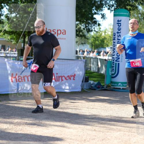 01.09.2024 - 17. Tribühne Triathlon Michael Strokosch http://msf.ph/oto/6899553 01.09.2024 10:52:48 Ziel 145, 155 meine-sportfotos.de