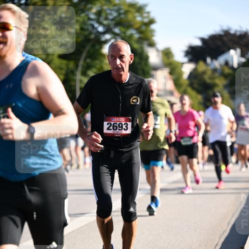 01.09.2024 - BARMER Alsterlauf Dr. Thomas Lammeyer http://msf.ph/oto/6899688 01.09.2024 09:37:22 Laufen 35, 2693 meine-sportfotos.de