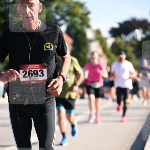 01.09.2024 - BARMER Alsterlauf Dr. Thomas Lammeyer http://msf.ph/oto/6899710 01.09.2024 09:37:23 Laufen 35, 2693, 2022 meine-sportfotos.de