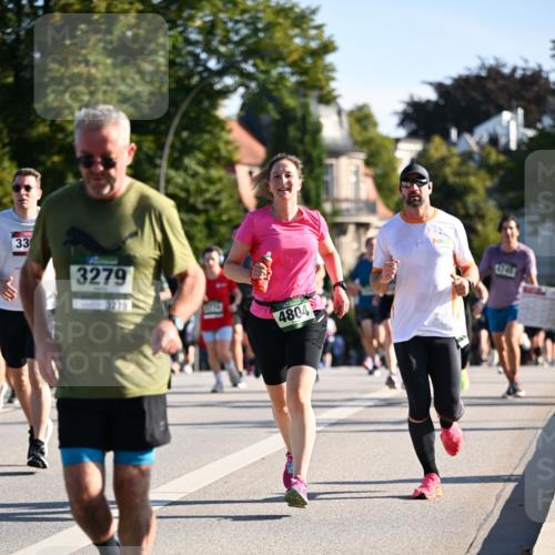 01.09.2024 - BARMER Alsterlauf Dr. Thomas Lammeyer http://msf.ph/oto/6899724 01.09.2024 09:37:24 Laufen 33, 3279, 3279, 174, 4804 meine-sportfotos.de