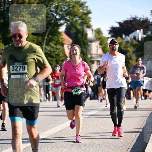 01.09.2024 - BARMER Alsterlauf Dr. Thomas Lammeyer http://msf.ph/oto/6899730 01.09.2024 09:37:24 Laufen 3279, 4804 meine-sportfotos.de