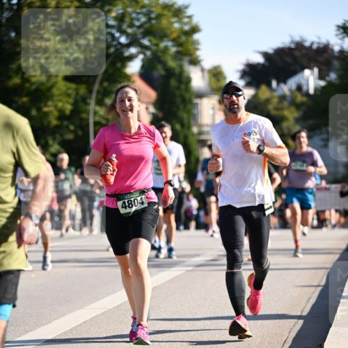 01.09.2024 - BARMER Alsterlauf Dr. Thomas Lammeyer http://msf.ph/oto/6899735 01.09.2024 09:37:25 Laufen 4804 meine-sportfotos.de
