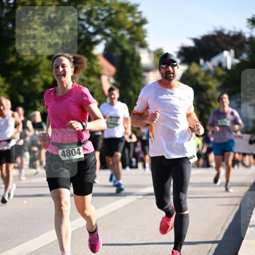 01.09.2024 - BARMER Alsterlauf Dr. Thomas Lammeyer http://msf.ph/oto/6899745 01.09.2024 09:37:25 Laufen 4804 meine-sportfotos.de