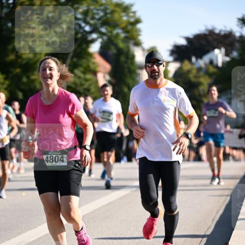 01.09.2024 - BARMER Alsterlauf Dr. Thomas Lammeyer http://msf.ph/oto/6899747 01.09.2024 09:37:25 Laufen 4804 meine-sportfotos.de