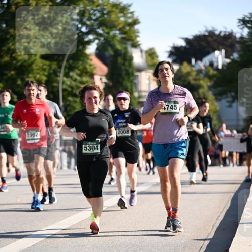 01.09.2024 - BARMER Alsterlauf Dr. Thomas Lammeyer http://msf.ph/oto/6899796 01.09.2024 09:37:28 Laufen 2962, 5304, 745, 2008 meine-sportfotos.de