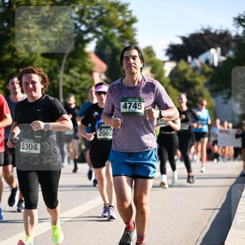 01.09.2024 - BARMER Alsterlauf Dr. Thomas Lammeyer http://msf.ph/oto/6899850 01.09.2024 09:37:29 Laufen 5304, 2008, 4745 meine-sportfotos.de
