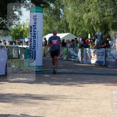 01.09.2024 - 17. Tribühne Triathlon Michael Strokosch http://msf.ph/oto/6899898 01.09.2024 10:54:47 Ziel 141, 1064 meine-sportfotos.de