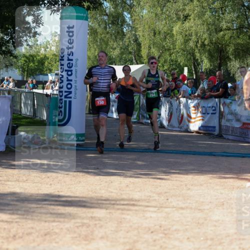 01.09.2024 - 17. Tribühne Triathlon Michael Strokosch http://msf.ph/oto/6899958 01.09.2024 10:55:18 Ziel 149, 294, 730 meine-sportfotos.de