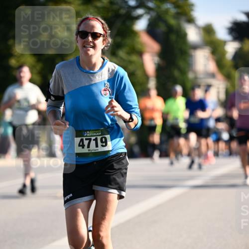 01.09.2024 - BARMER Alsterlauf Dr. Thomas Lammeyer http://msf.ph/oto/6900004 01.09.2024 09:37:35 Laufen 35, 4719 meine-sportfotos.de