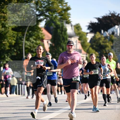 01.09.2024 - BARMER Alsterlauf Dr. Thomas Lammeyer http://msf.ph/oto/6900006 01.09.2024 09:37:37 Laufen 3032, 4054, 559, 50 meine-sportfotos.de