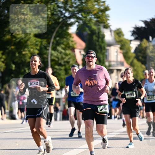 01.09.2024 - BARMER Alsterlauf Dr. Thomas Lammeyer http://msf.ph/oto/6900022 01.09.2024 09:37:37 Laufen 3032, 366, 4559, 4550 meine-sportfotos.de