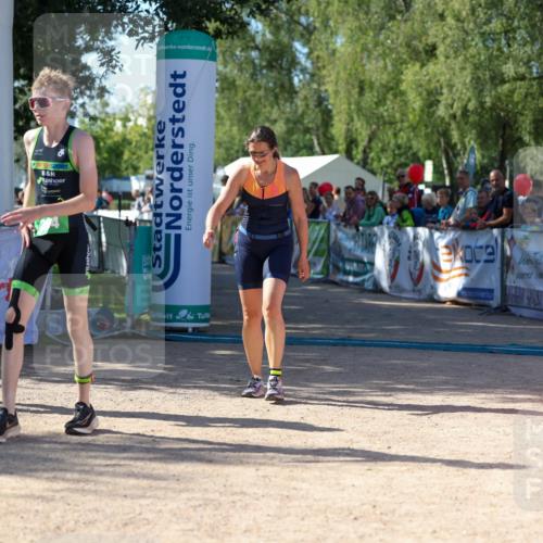 01.09.2024 - 17. Tribühne Triathlon Michael Strokosch http://msf.ph/oto/6900053 01.09.2024 10:55:21 Ziel 149, 294, 730 meine-sportfotos.de