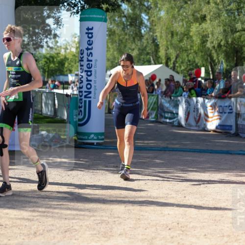 01.09.2024 - 17. Tribühne Triathlon Michael Strokosch http://msf.ph/oto/6900055 01.09.2024 10:55:21 Ziel 149, 294, 730 meine-sportfotos.de
