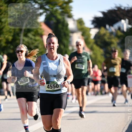 01.09.2024 - BARMER Alsterlauf Dr. Thomas Lammeyer http://msf.ph/oto/6900097 01.09.2024 09:37:42 Laufen 3680, 135, 4550 meine-sportfotos.de