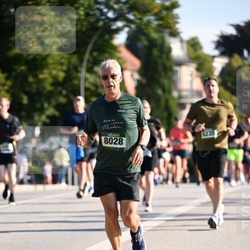 01.09.2024 - BARMER Alsterlauf Dr. Thomas Lammeyer http://msf.ph/oto/6900132 01.09.2024 09:37:44 Laufen 8028 meine-sportfotos.de