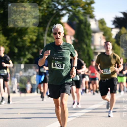 01.09.2024 - BARMER Alsterlauf Dr. Thomas Lammeyer http://msf.ph/oto/6900135 01.09.2024 09:37:44 Laufen 8028 meine-sportfotos.de