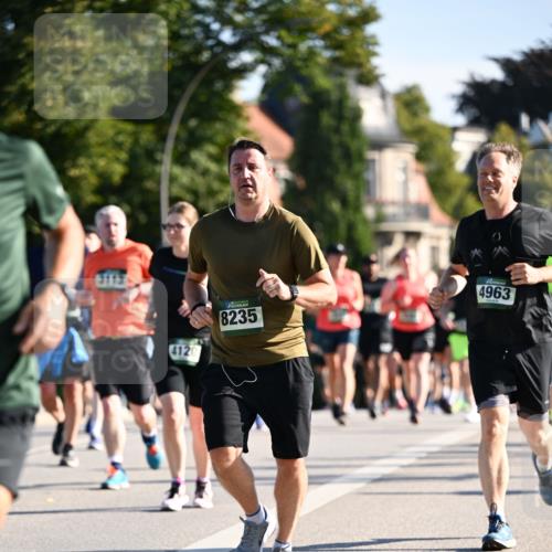 01.09.2024 - BARMER Alsterlauf Dr. Thomas Lammeyer http://msf.ph/oto/6900165 01.09.2024 09:37:45 Laufen 4120, 8235, 4963 meine-sportfotos.de