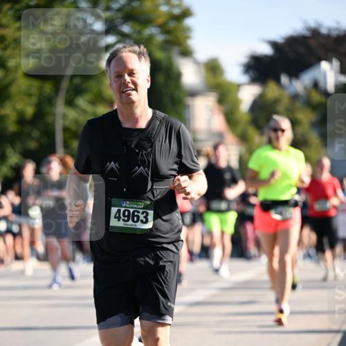 01.09.2024 - BARMER Alsterlauf Dr. Thomas Lammeyer http://msf.ph/oto/6900211 01.09.2024 09:37:47 Laufen 35, 4963 meine-sportfotos.de